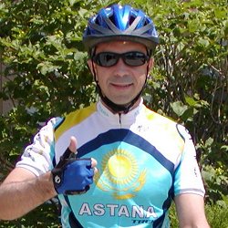 Jeff's ready to ride in Astana jersey
